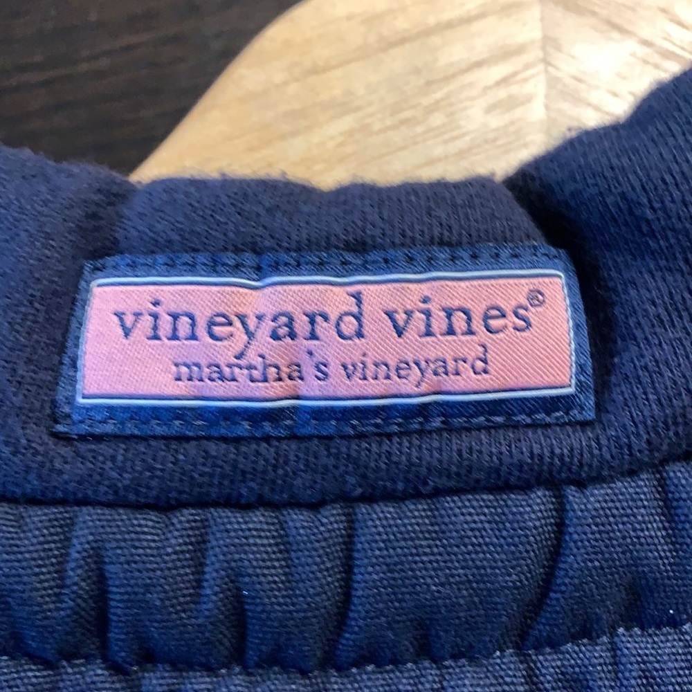 Navy New Jersey Vineyard Vines quarter zip - Picture 6 of 7